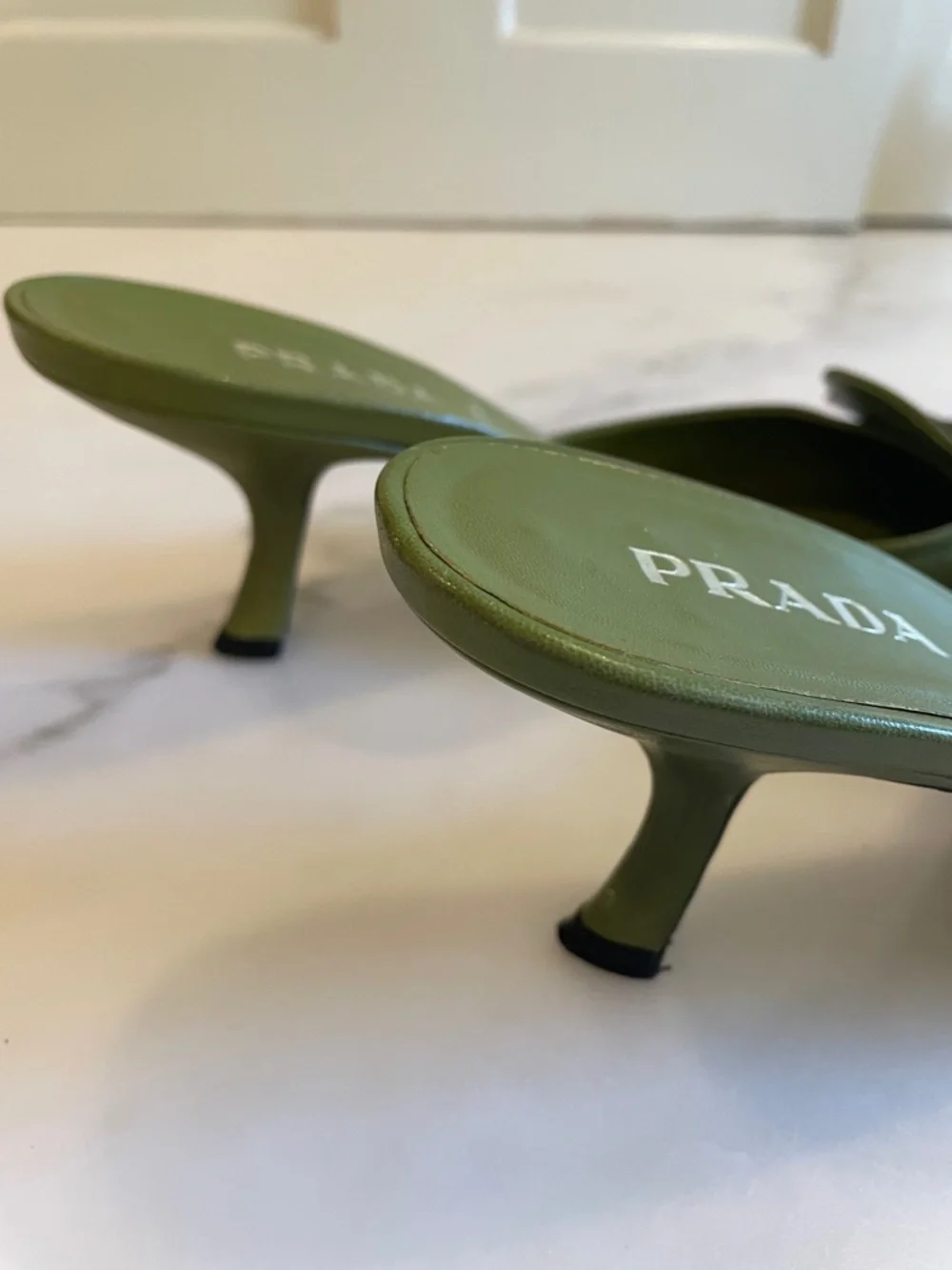 Vintage Prada Green Leather Pointed Kitten Heel Mules, Size 40 - Picture 8 of 14